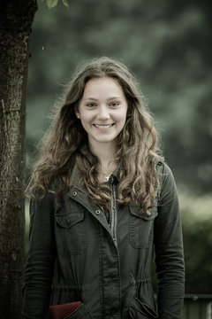 Ausschnitte 2891 - BL Club an der Alster - M2Beauté Ratingen